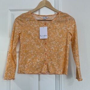 NWT Love, Fire cropped cardigan and tank set in orange sherbet with ditsy print.